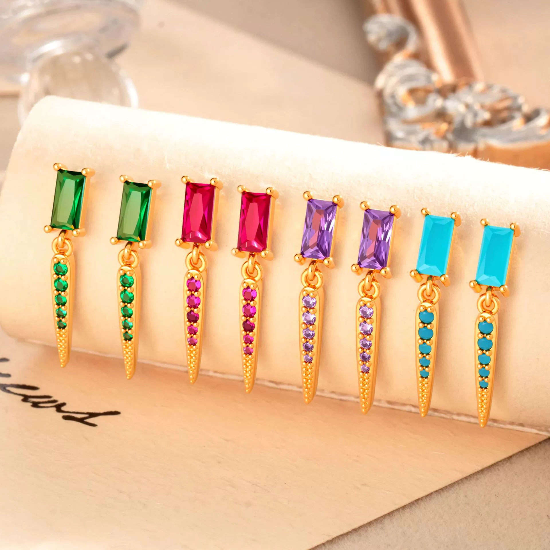 Jewelry Geometric Zircon Stainless Steel Flower Electroplated Women's Ear Stud - Image 2
