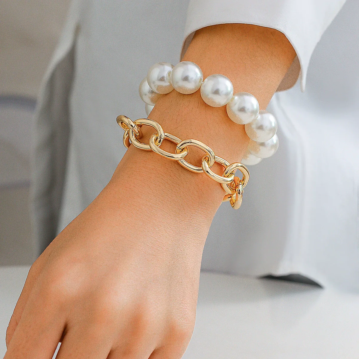 Jewelry Imitation Pearl Geometric Metal Chain Bracelet Electroplated For Women - Image 6