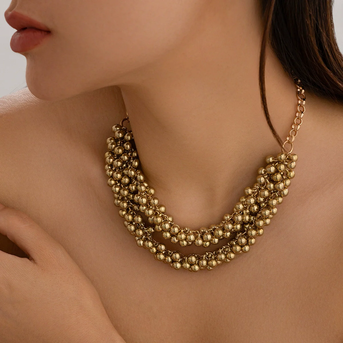 Jewelry Iron Clavicle Chain Necklace Geometric Personality Electroplated Round Bead Hanging Ball Design - Image 2