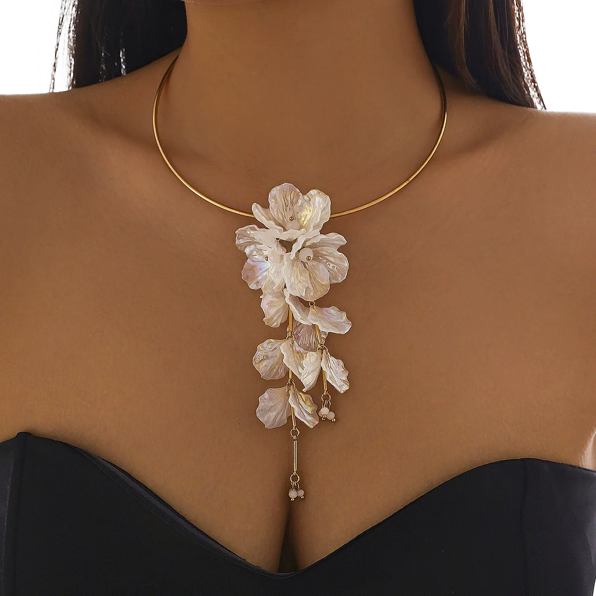 Jewelry Iron Plastic Flower Clavicle Chain Simple Style Electroplating - Image 6