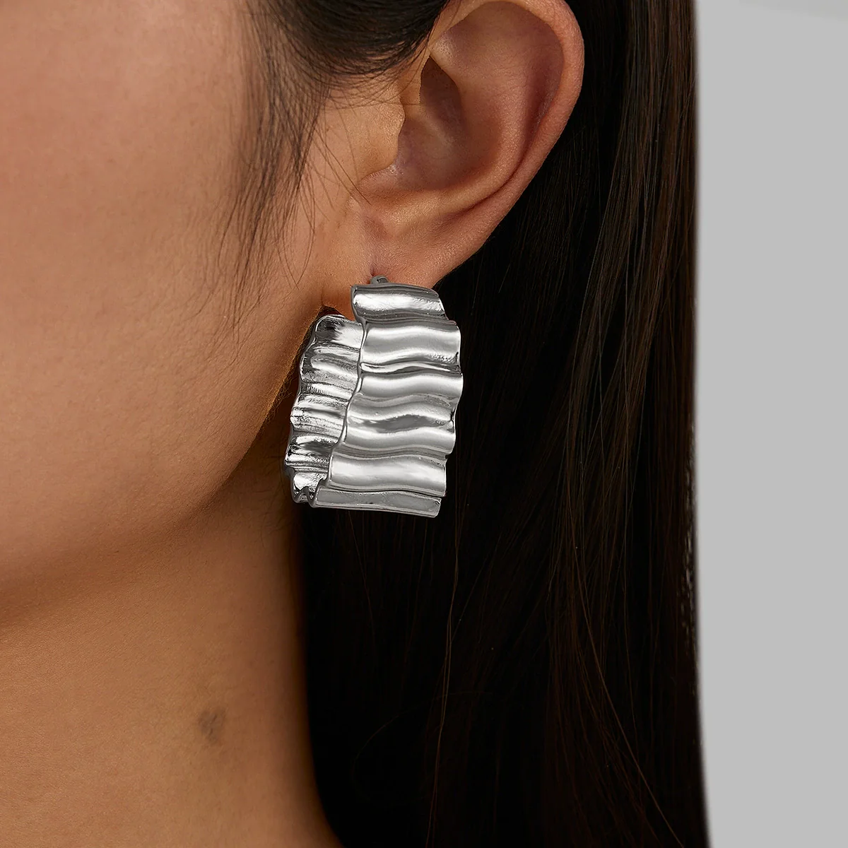 Jewelry Metal Exaggerated Geometric Semicircle Cshaped Electroplated Earrings For Women - Image 2