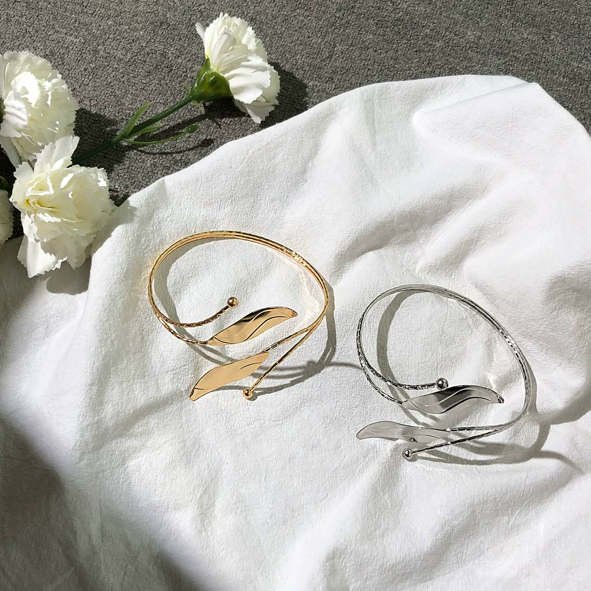 Jewelry Metal Geometric Exaggerated Open Arm Ring Bracelet Electroplated For Women - Image 3