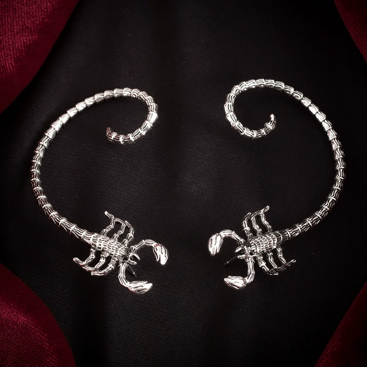 Jewelry Metal Punk Dark Animal Scorpion Outline Ear Studs And Ear Clips Electroplated - Image 2