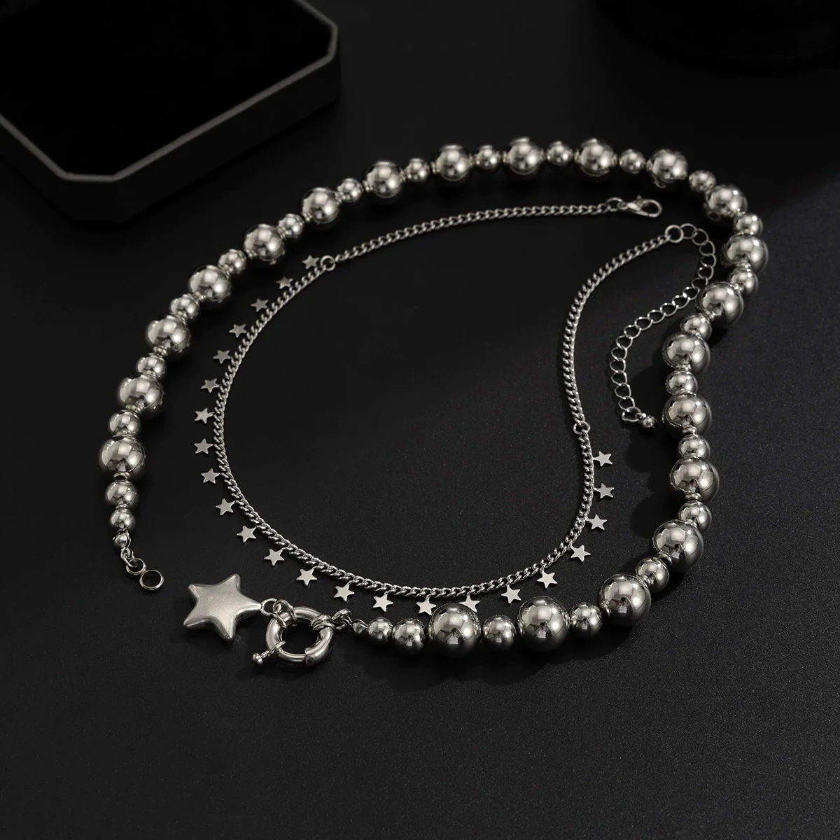 Jewelry Metal Star Shape Pendant Choker Necklace For Women Iron Chain And Alloy Material Ball Chain Style Minimalist Design - Image 4