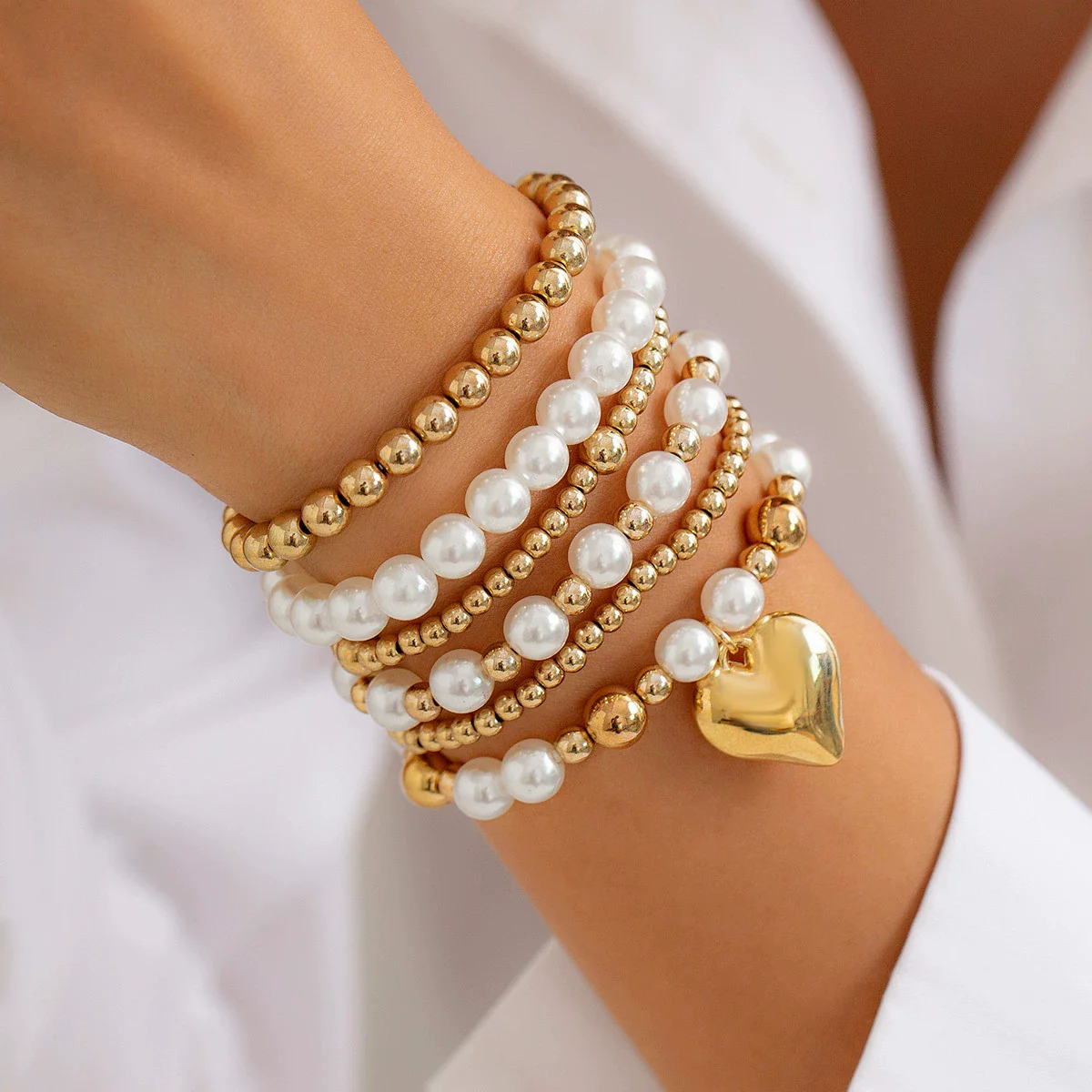 Jewelry Pearl Beaded Heart Shape Hollow Minimalist Electroplated Women's Bracelet