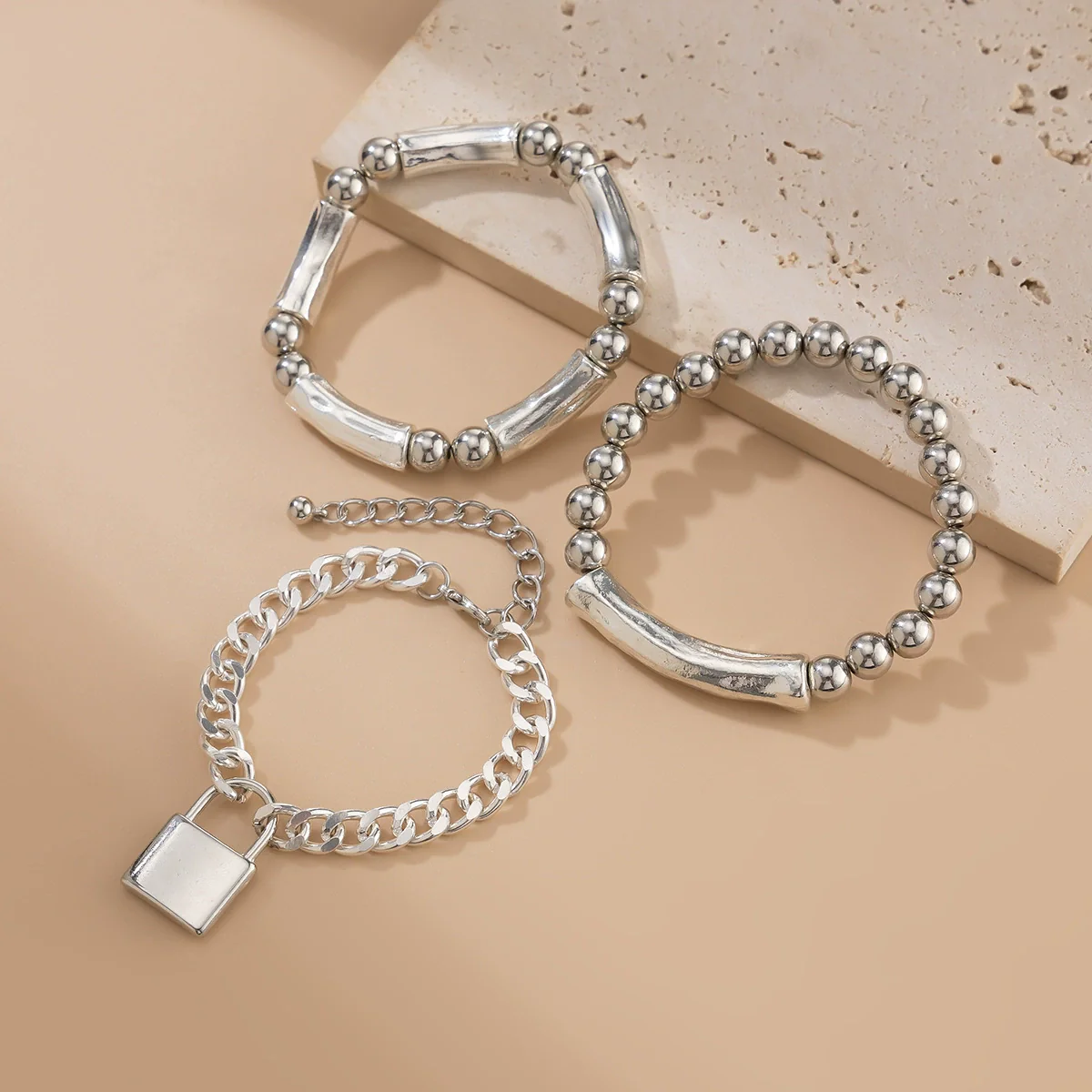 Jewelry Pearl Beaded Heart Shape Hollow Minimalist Electroplated Women's Bracelet - Image 4