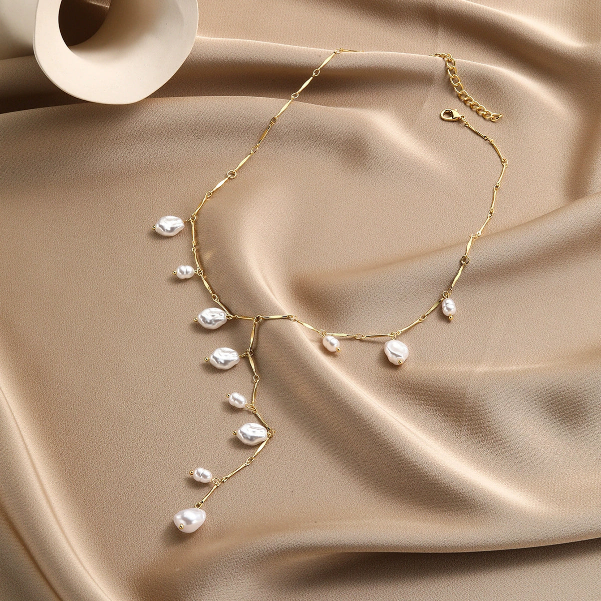 Jewelry Pearl Long Yshaped Necklace Geometric Twisted Chain - Image 3