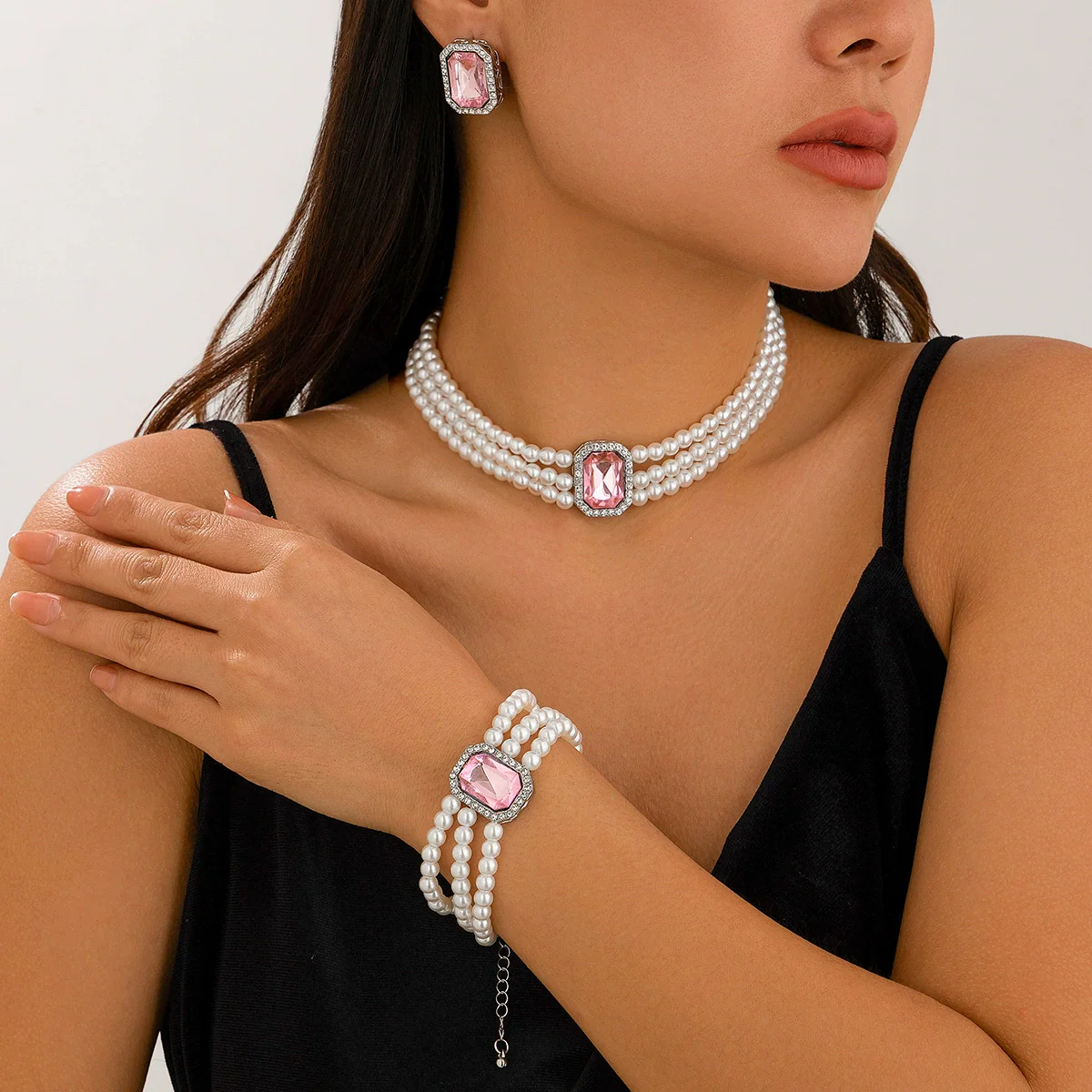 Jewelry Plastic Resin Geometric Multi Layer Imitation Pearl Ball Chain Necklace For Women - Image 2