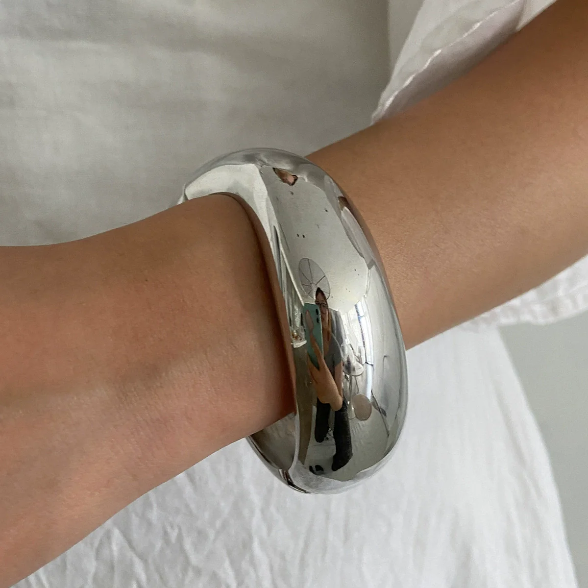 Jewelry Resin Geometric Glossy Light Luxury Elegant Polish Bracelet For Women - Image 12
