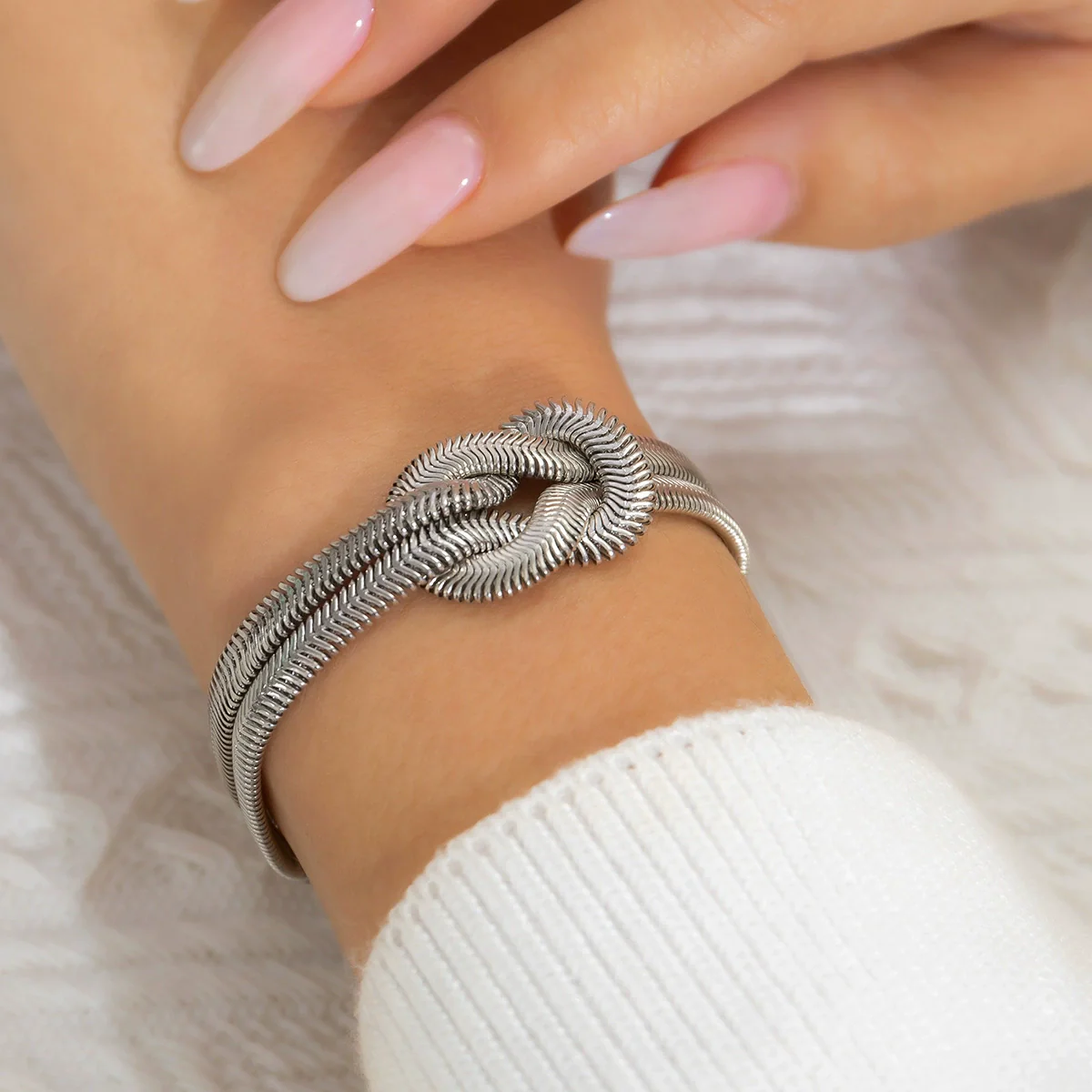 Jewelry Snake Bone Chain Bracelet Iron Chain Geometric Electroplating Style For Women - Image 2