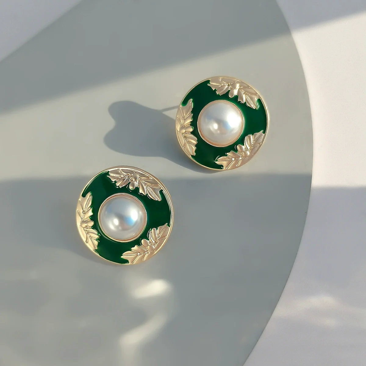 Jewelry Vintage Fragrant Style Heartshaped Geometric Round Earrings For Women Dripping Oil Alloy Imitation Pearl Electroplating - Image 12