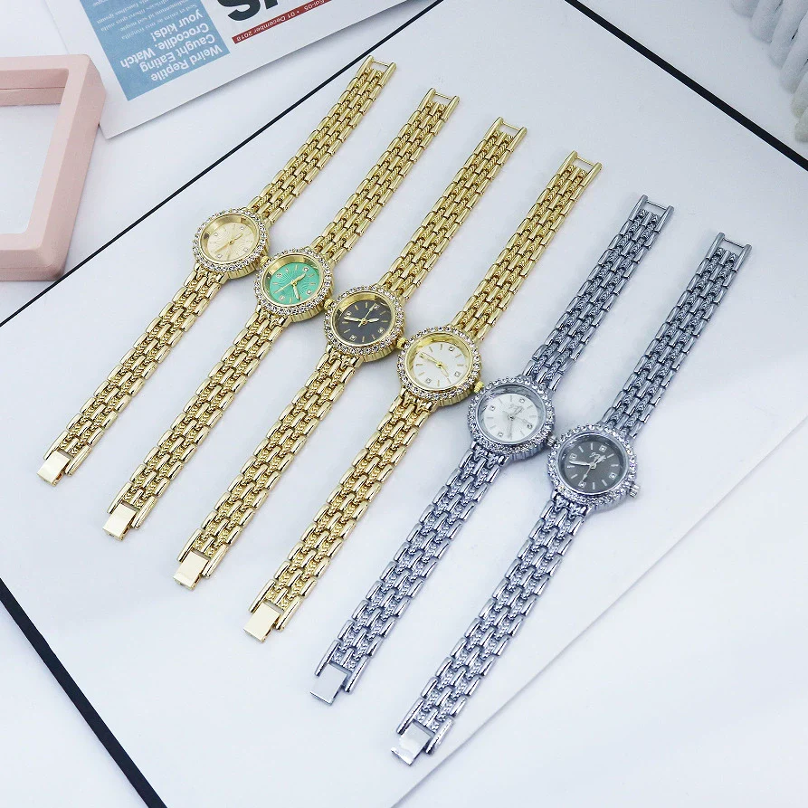 Ladies Alloy Casual Round Quartz Watch With Bracelet Style - Image 3