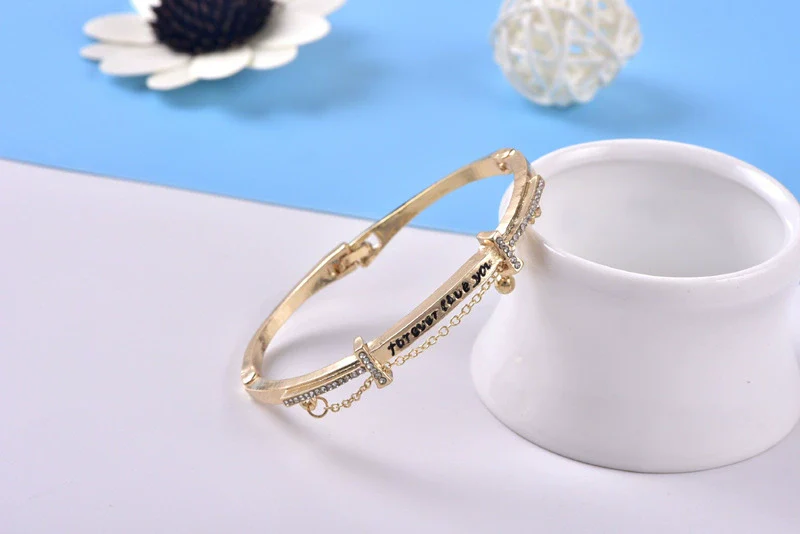 Ladies Alloy Heart Shape Inlaid Crystal Jewelry Bracelet - Image 14
