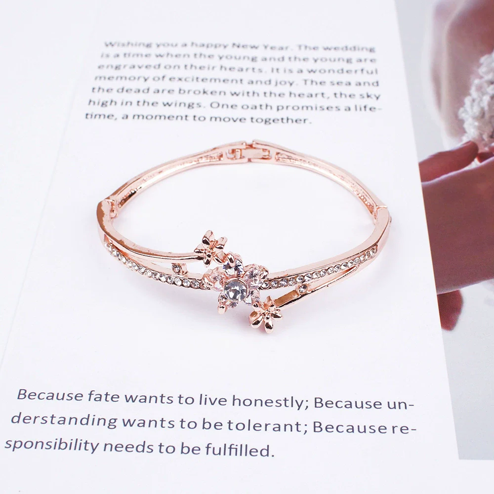 Ladies Alloy Heart Shape Inlaid Crystal Jewelry Bracelet - Image 2