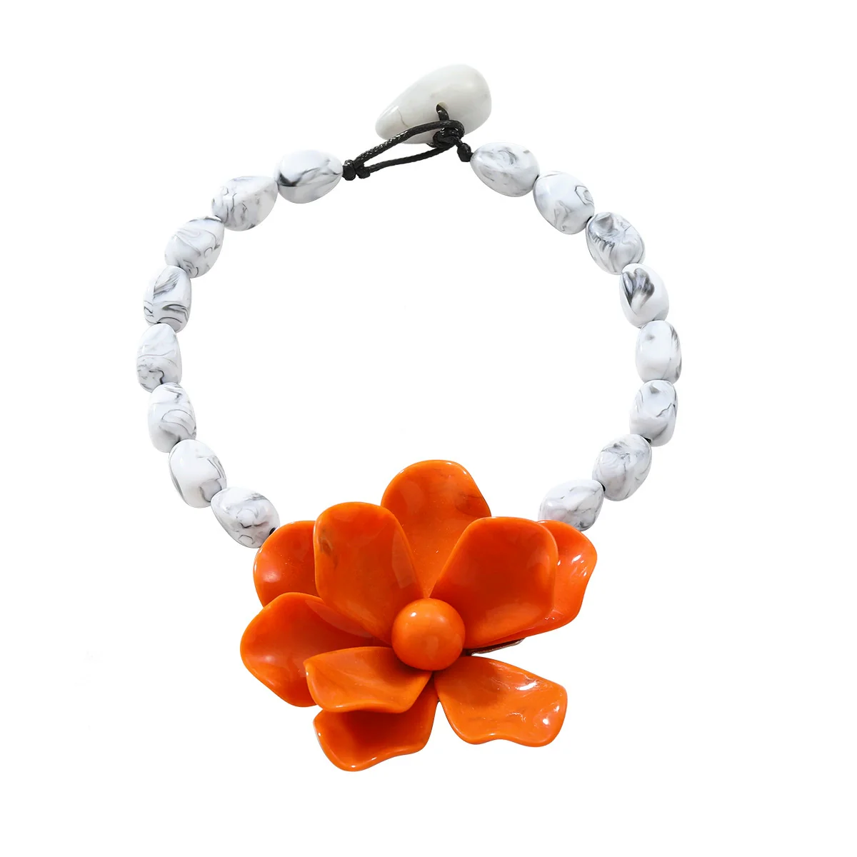 Ladies Bead Chain Necklace With Exaggerated Big Flower Pendant Acrylic Material Geometric Pattern Polishing Treatment - Image 6