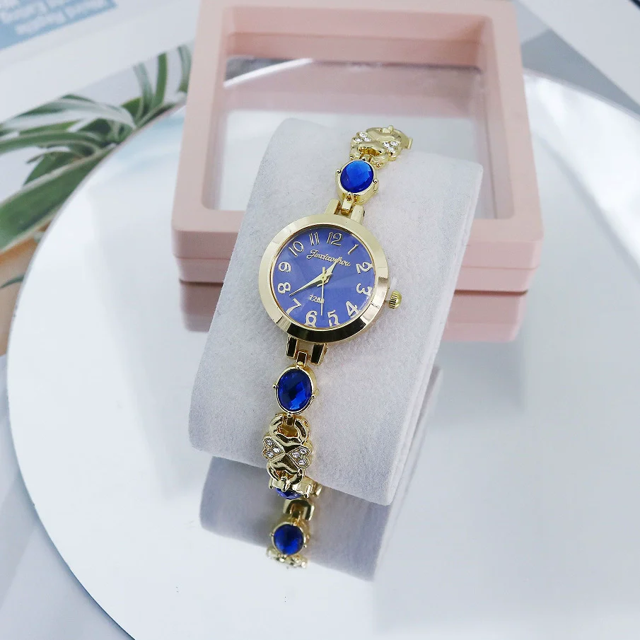 Ladies Bracelet Watch Casual Style Round Dial Stainless Steel Buckle Alloy Case Mineral Mirror - Image 7