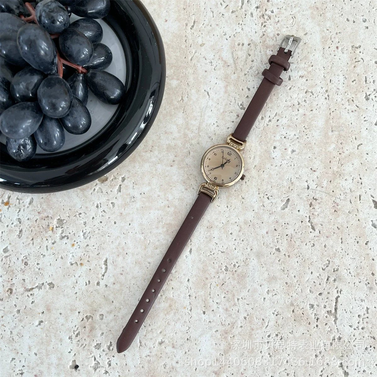 Ladies Fashion Digital Watch Belt Pu Strap Stainless Steel Buckle Alloy Case Round Dial Forest Style - Image 3