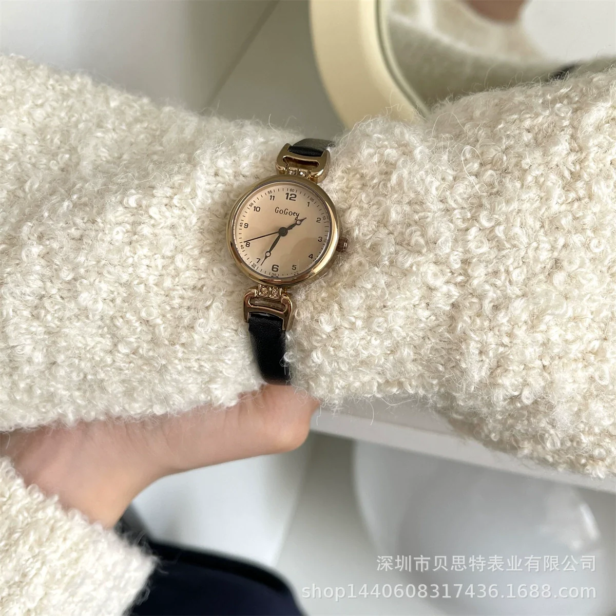 Ladies Fashion Digital Watch Belt Pu Strap Stainless Steel Buckle Alloy Case Round Dial Forest Style - Image 4