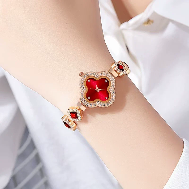 Ladies Fashion Luxury Fourleaf Clover Bracelet Quartz Watch Alloy Case Sapphire Crystal Glass Mirror Fine Steel Strap - Image 4