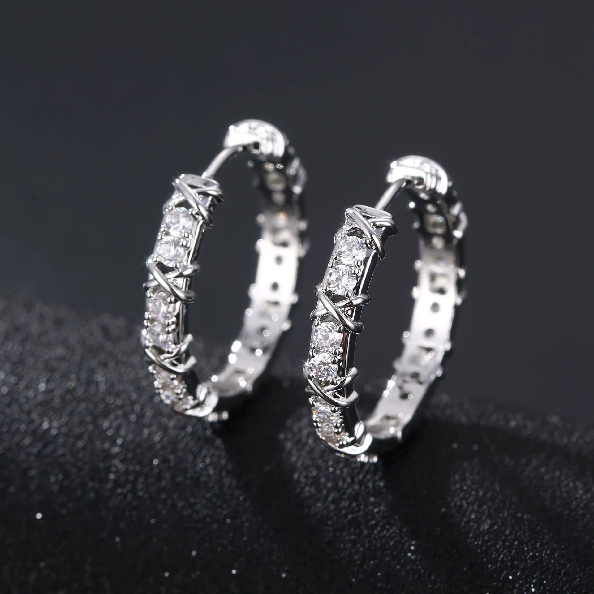 Ladies Jewelry Hot Environmental Protection Copper Microinlaid Zircon Geometric Earrings - Image 3