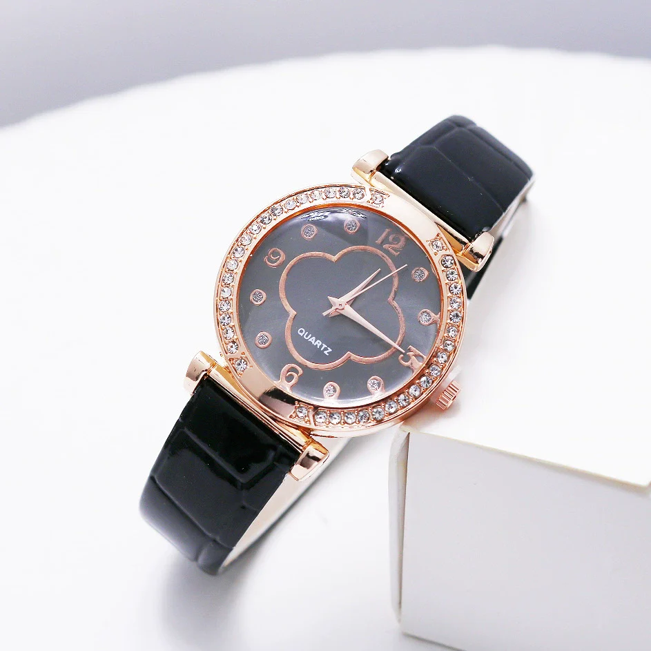 Ladies Quartz Leather And Alloy Watch With Fourleaf Clover Design Pu Strap Stainless Steel Buckle Round Dial - Image 3