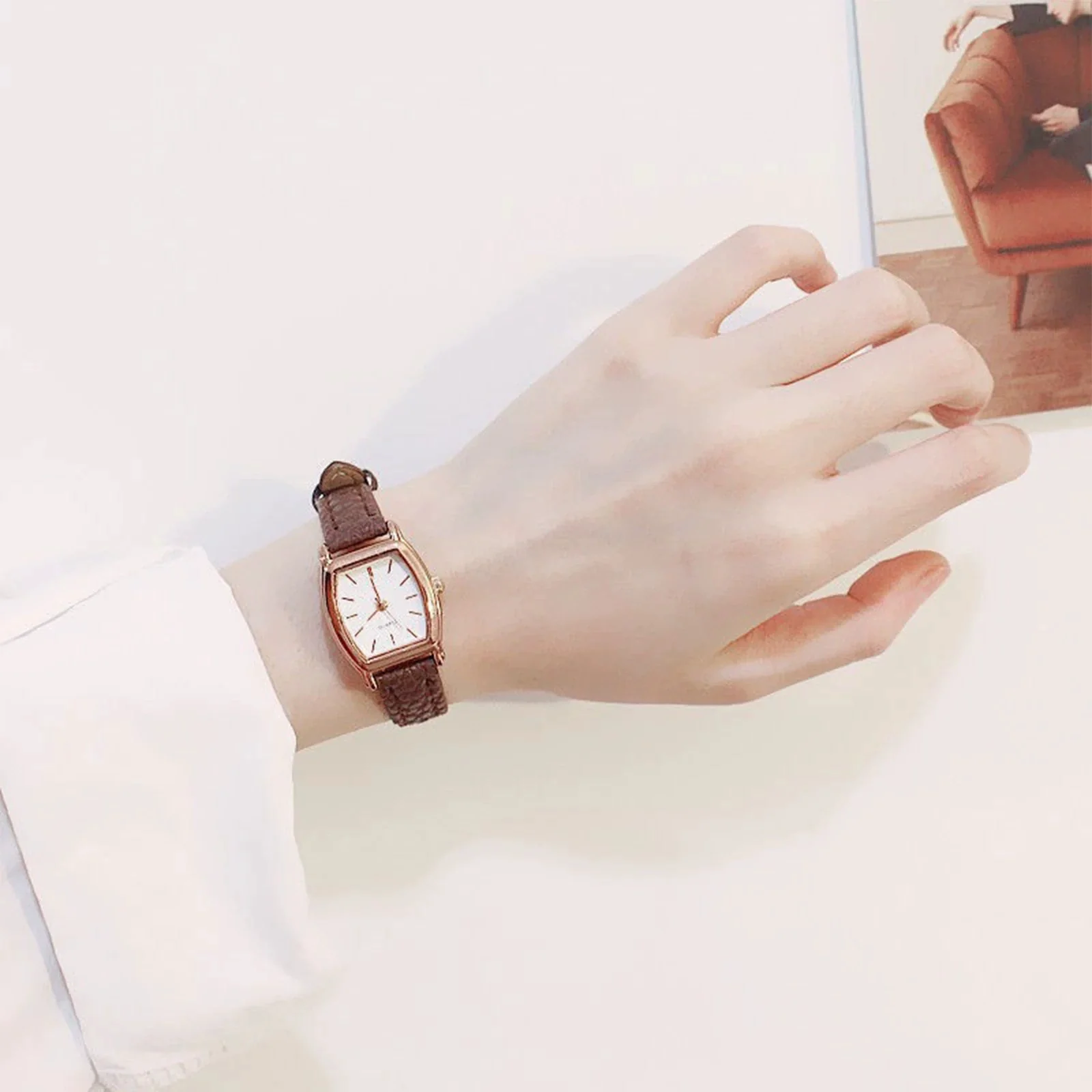 Ladies Quartz Watch Alloy Imitation Leather Square Dial Leisure Style - Image 3