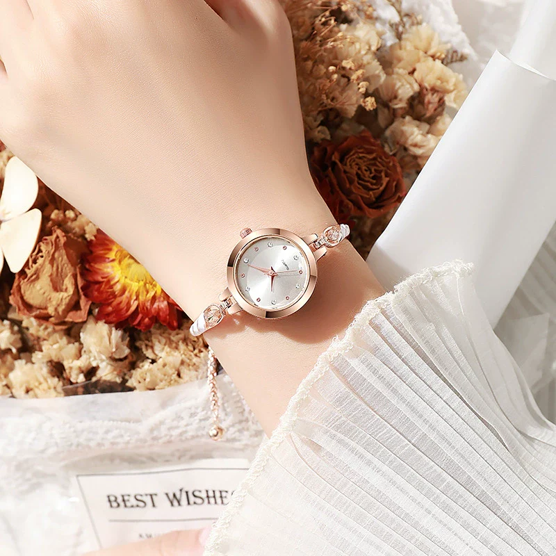 Ladies Quartz Watch Alloy Material Round Dial Leisure Style - Image 2