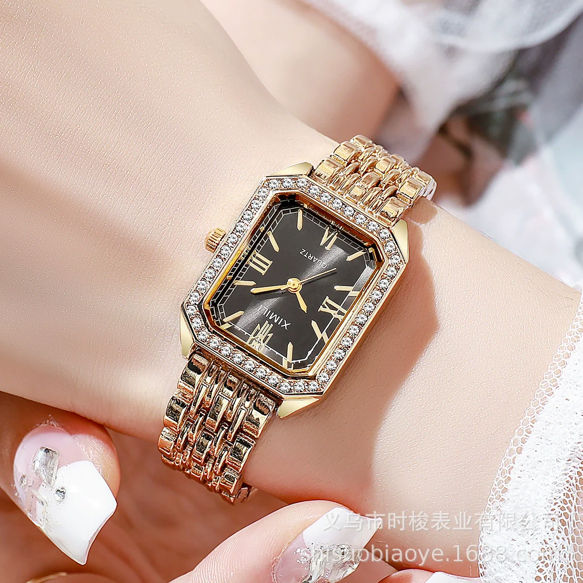 Ladies Retro Quartz Wrist Watch With Roman Numerals Rhinestone Dial Alloy Belt Rectangle Shape - Image 9