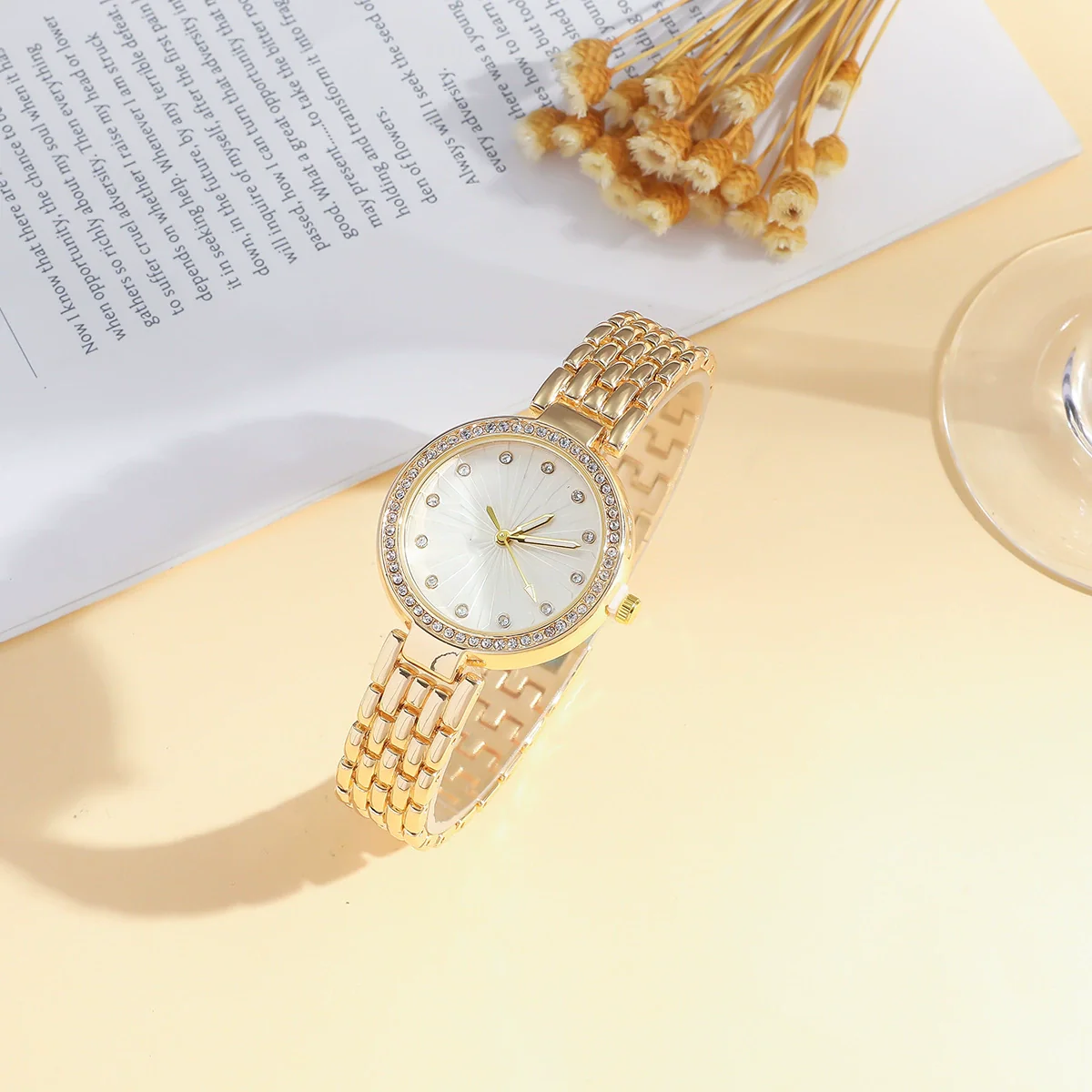 Ladies Titanium Steel And Alloy Quartz Watch Bracelet Set Fashionable Round Dial With Stainless Steel Strap And Buckle - Image 4