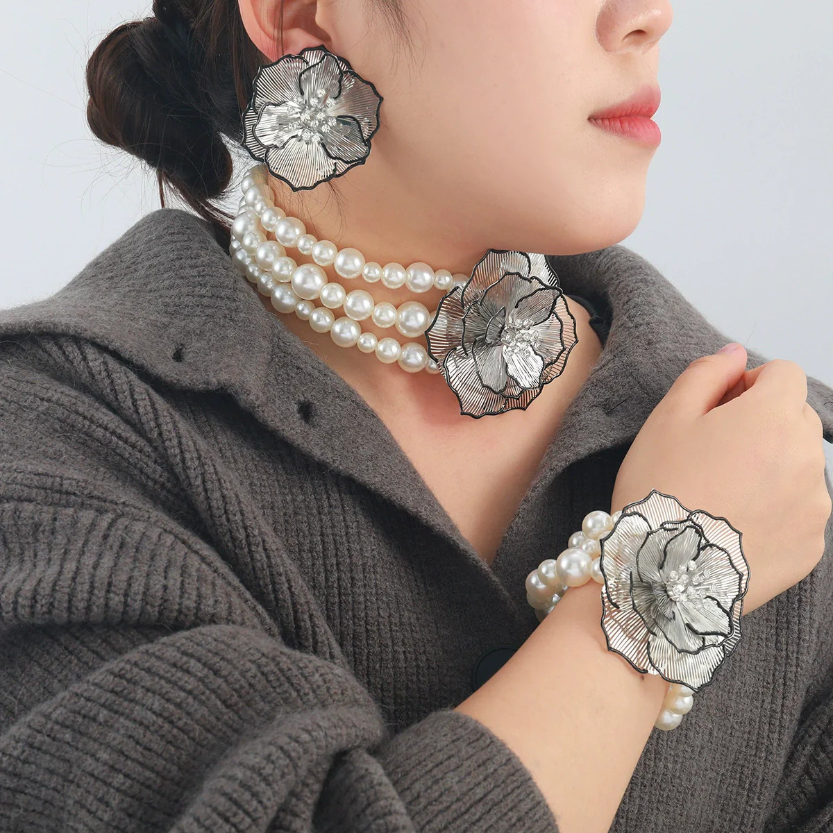 Ladies Vintage Jewelry Alloy Imitation Pearls Flower Ball Chain Electroplated Necklace Bracelet Earrings