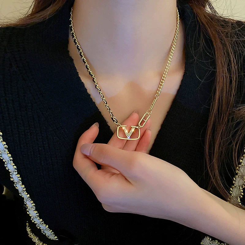 Leather Sweater Chain With Diamondembedded Digital Flower Pattern Electroplated Allmatching For Women - Image 2