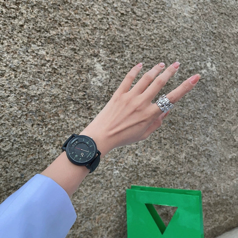 Leather Watch Casual Retro Style For Men And Women - Image 2