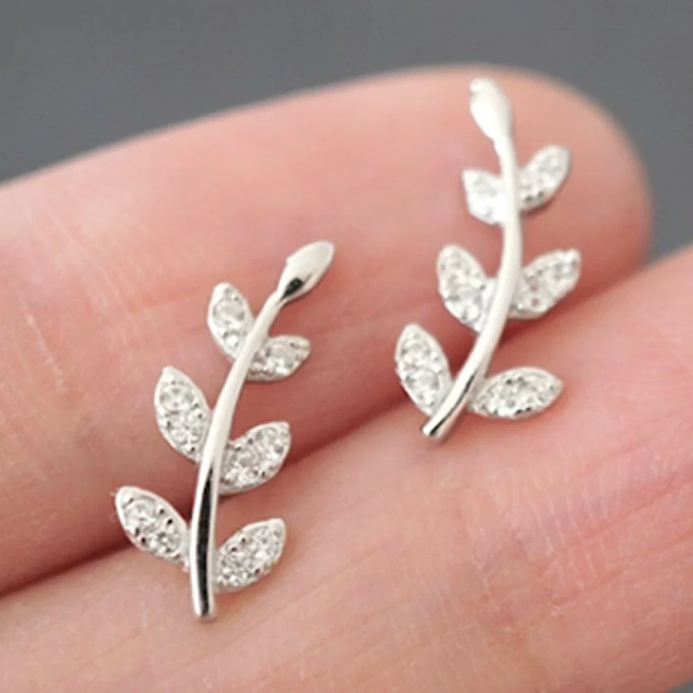 Leaves Shape Copper Earrings With Zircon Light Luxury Style