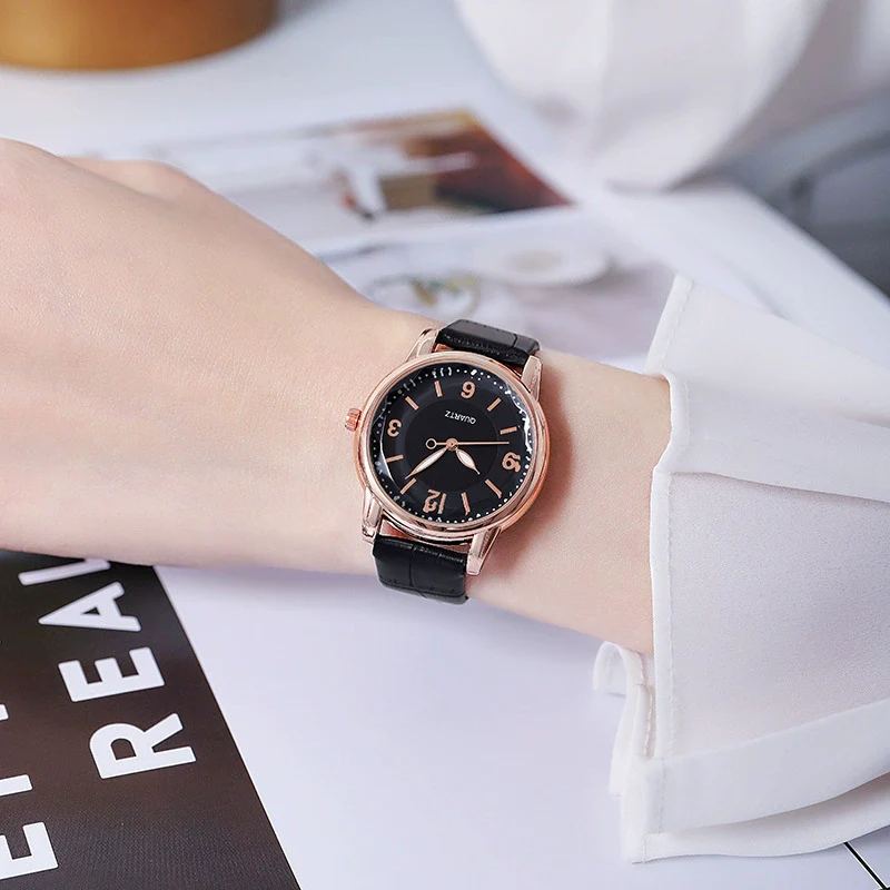 Leisure Alloy And Imitation Leather Women's Watch With Round Dial And Pin Buckle - Image 2