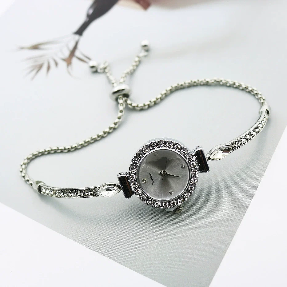 Leisure Diamond Bracelet Watch For Women Alloy Case Stainless Steel Strap Round Dial - Image 2