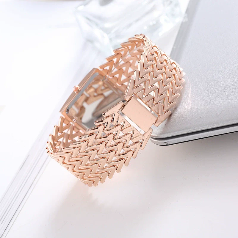 Leisure Ladies Bracelet Watch Alloy And Stainless Steel Round Dial - Image 4