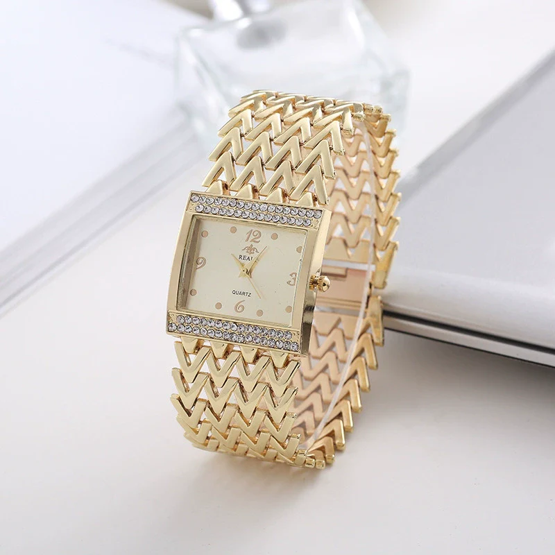 Leisure Ladies Bracelet Watch Alloy And Stainless Steel Round Dial - Image 7