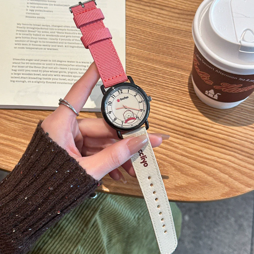 Leisure Quartz Watch Alloy Material Round Dial Cartoon Puppy Style - Image 4