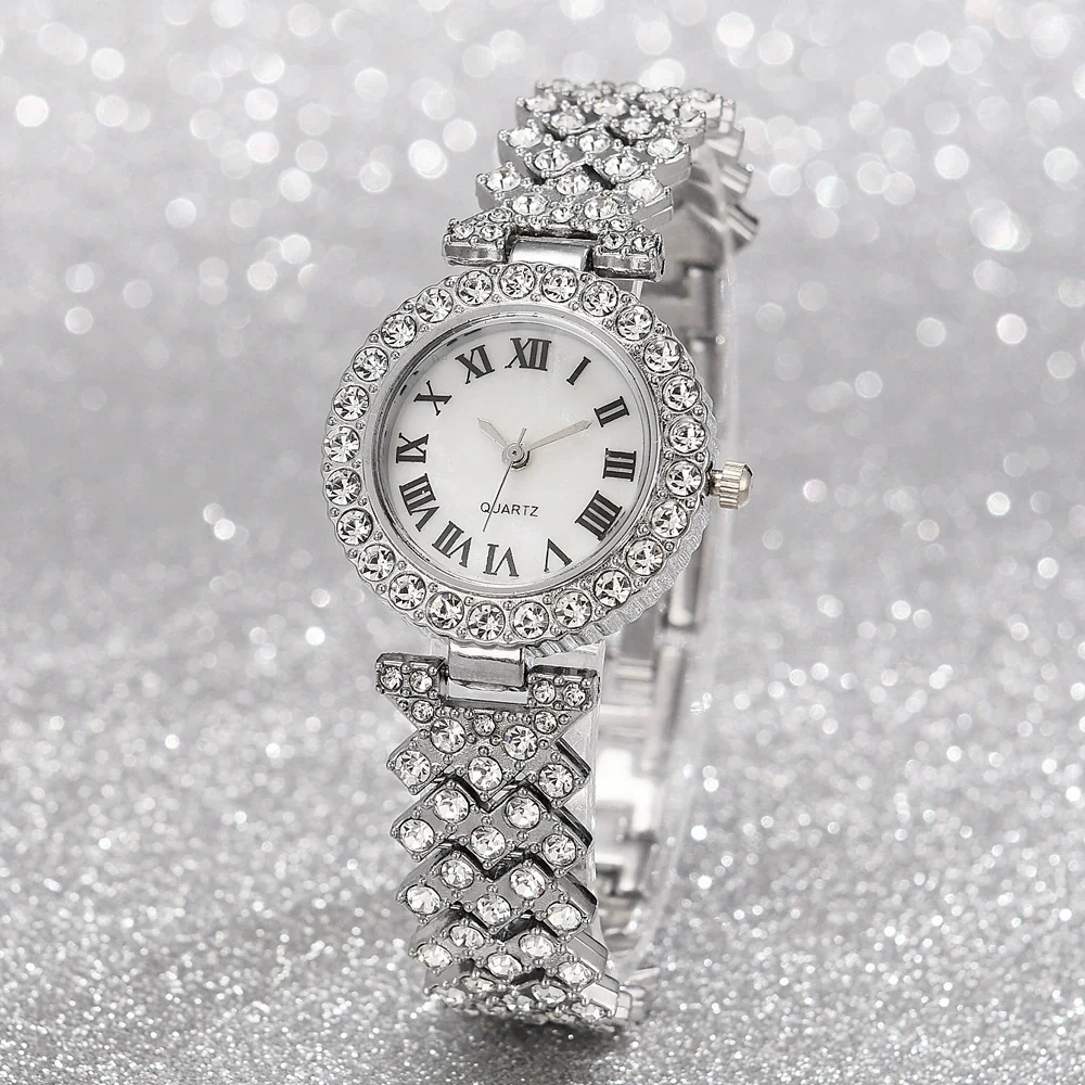 Leisure Women's Alloy Bracelet Watch With Roman Pattern And Titanium Buckle - Image 3