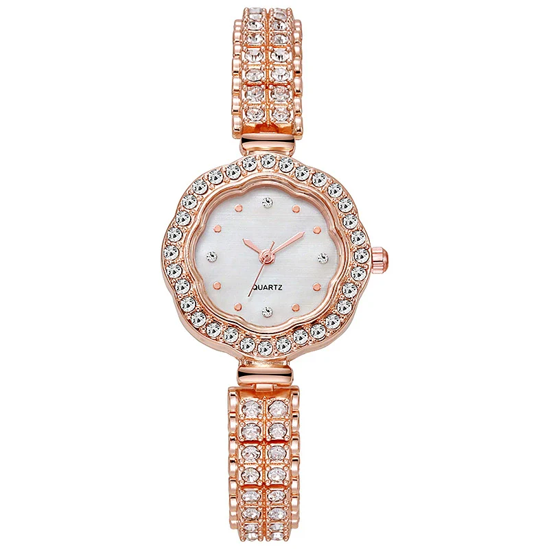 Leisure Women's Alloy Watch With Rhombus Dial And Stainless Steel Buckle - Image 4