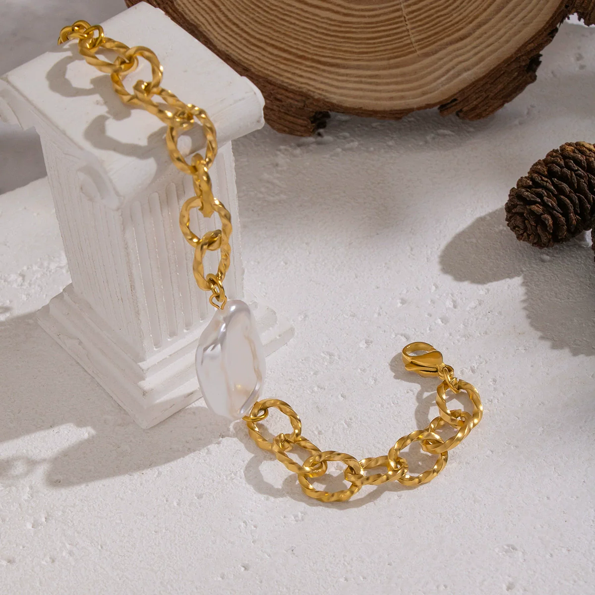 Light Luxury Minimalist Geometric Handmade Stainless Steel Real Gold Plated Pearl Bracelet For Women - Image 3