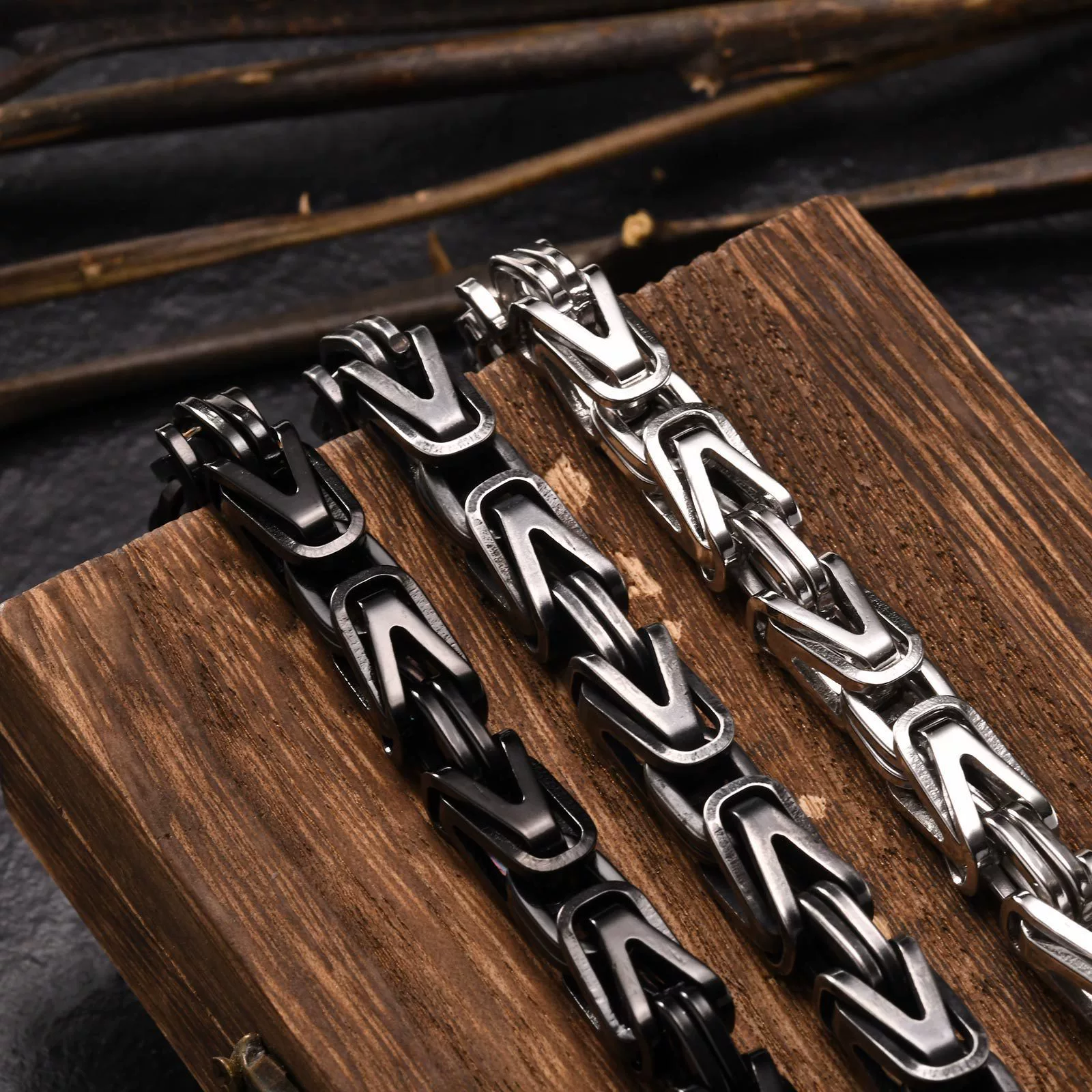 Men Hip Hop Stainless Steel Vshaped Electroplated Chain Bracelet Vintage Fashion - Image 2