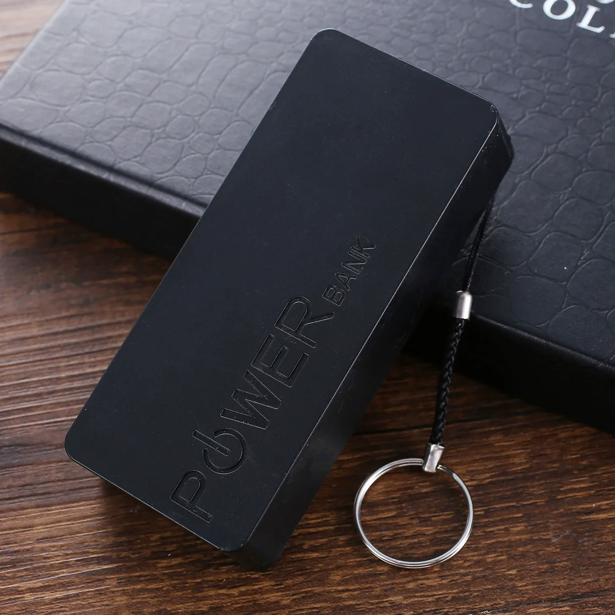 Men's 6 Pieces Set With Watch Belt Pen Necklace Perfume Charging Treasure Leather Modern And Simple Style - Image 4