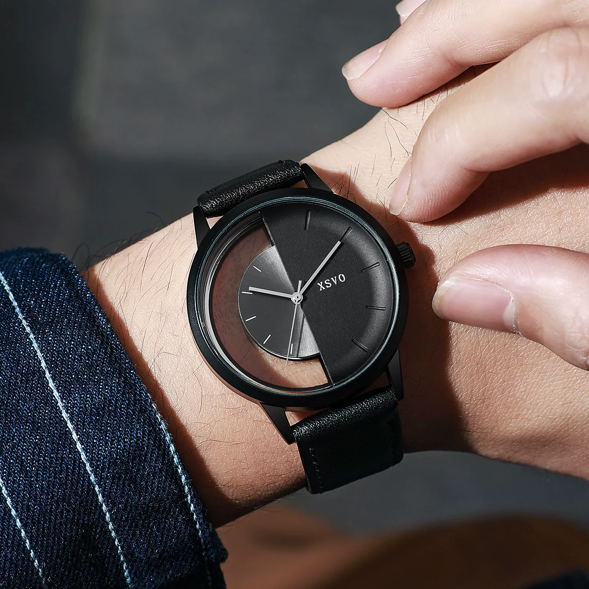 Men's Alloy And Pu Watch With Hollow Design And Round Shape - Image 10
