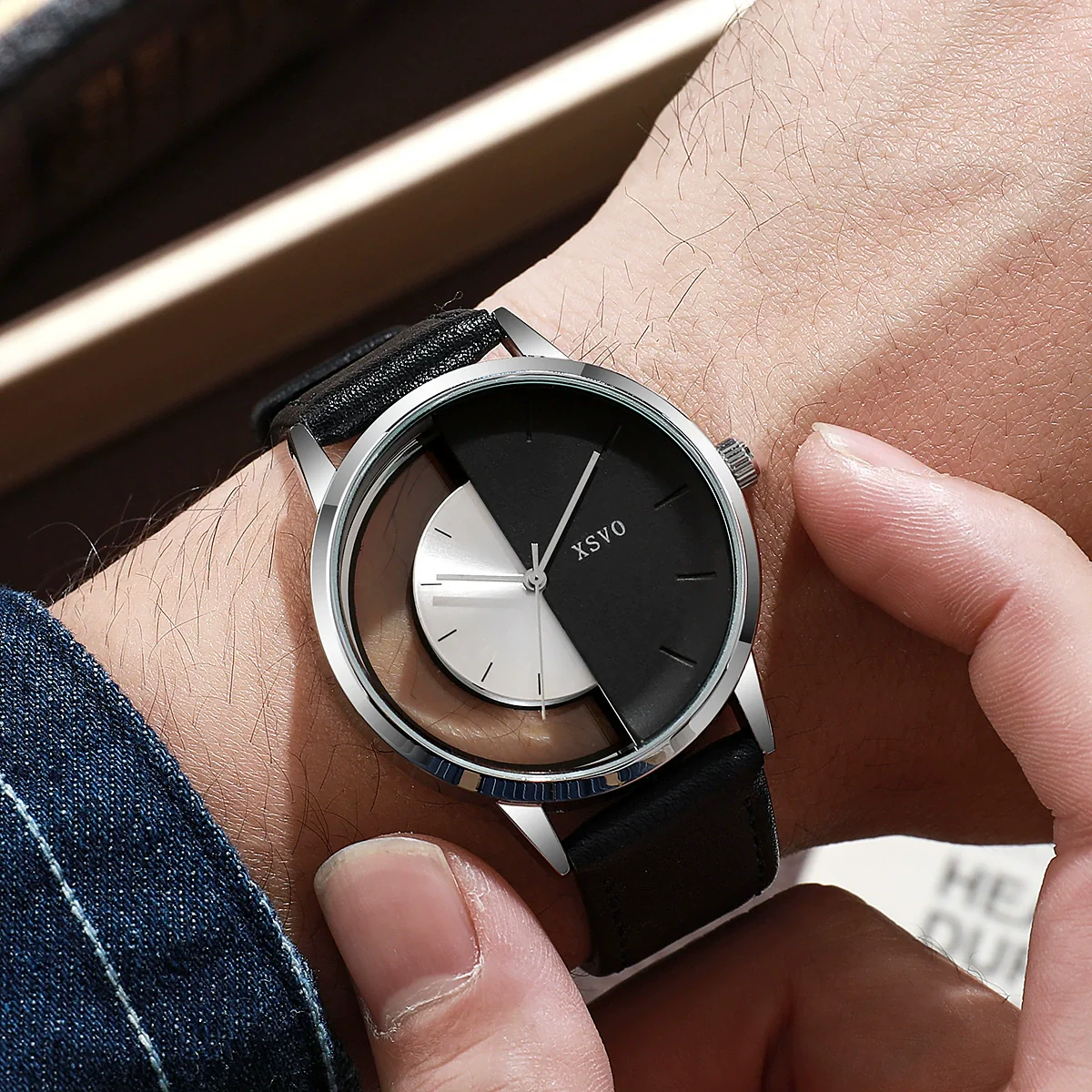 Men's Alloy And Pu Watch With Hollow Design And Round Shape - Image 6