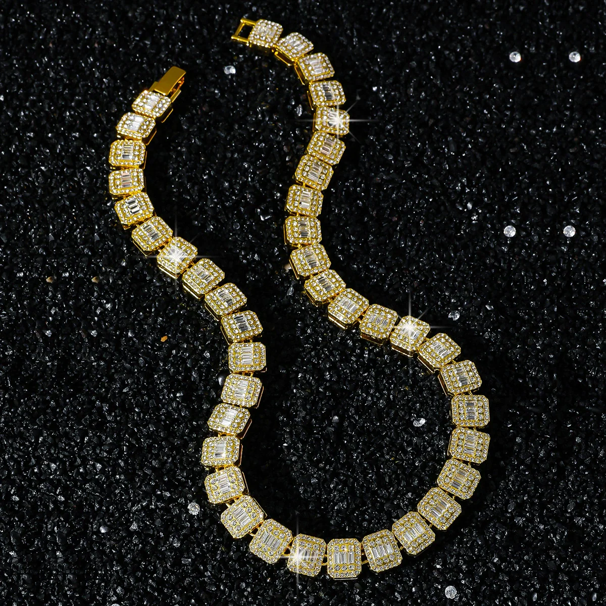 Men's Alloy Cuban Chain Hiphop Geometric Diamond Stitching Necklace - Image 4
