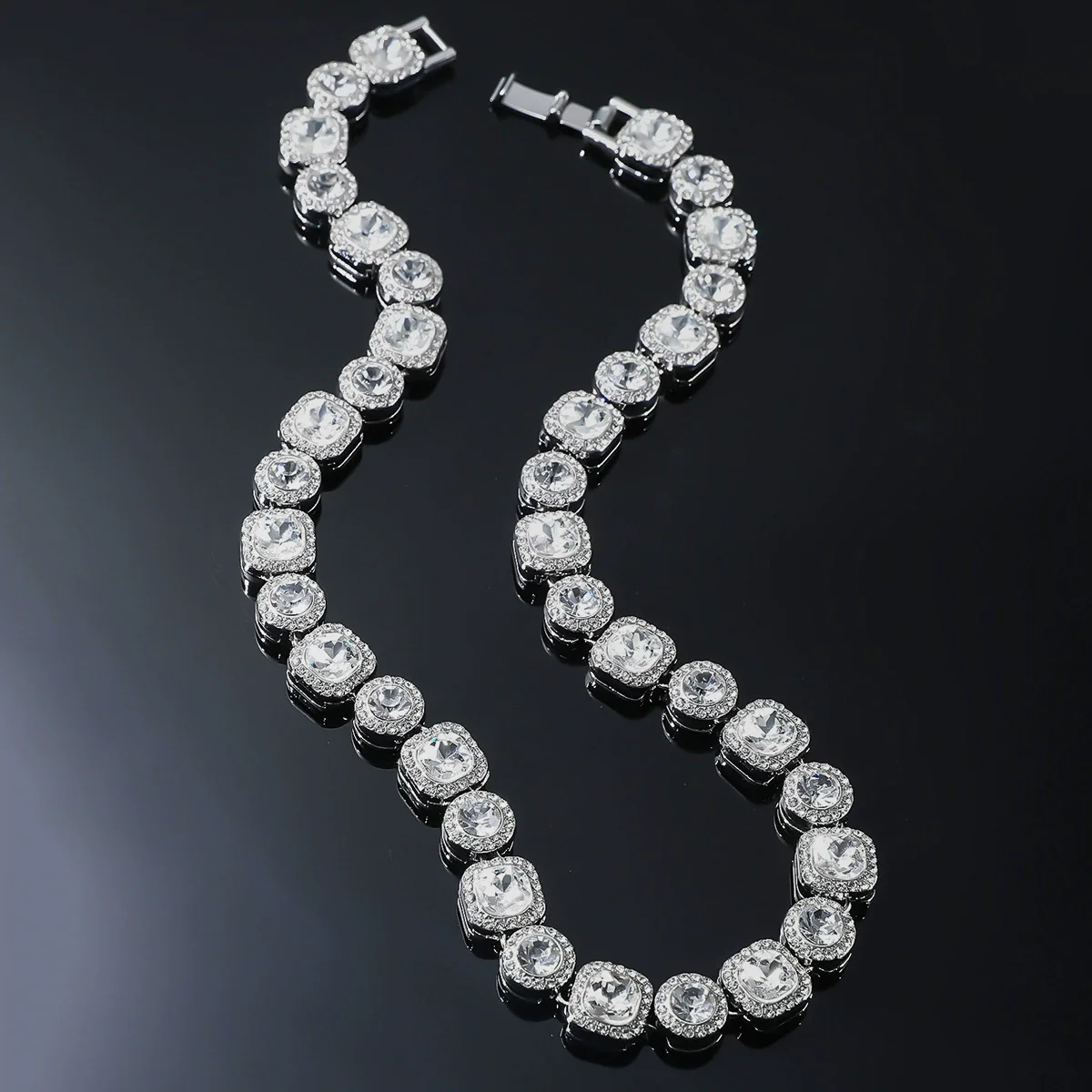 Men's Alloy Cuban Chain Jewelry With Geometric Pattern And Diamond Design Punk Style - Image 9