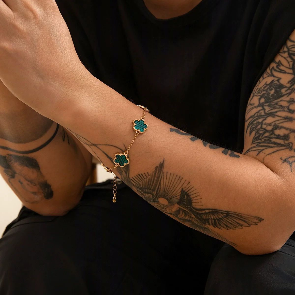 Men's Alloy Electroplated Leaves And Flowers Bracelet - Image 2