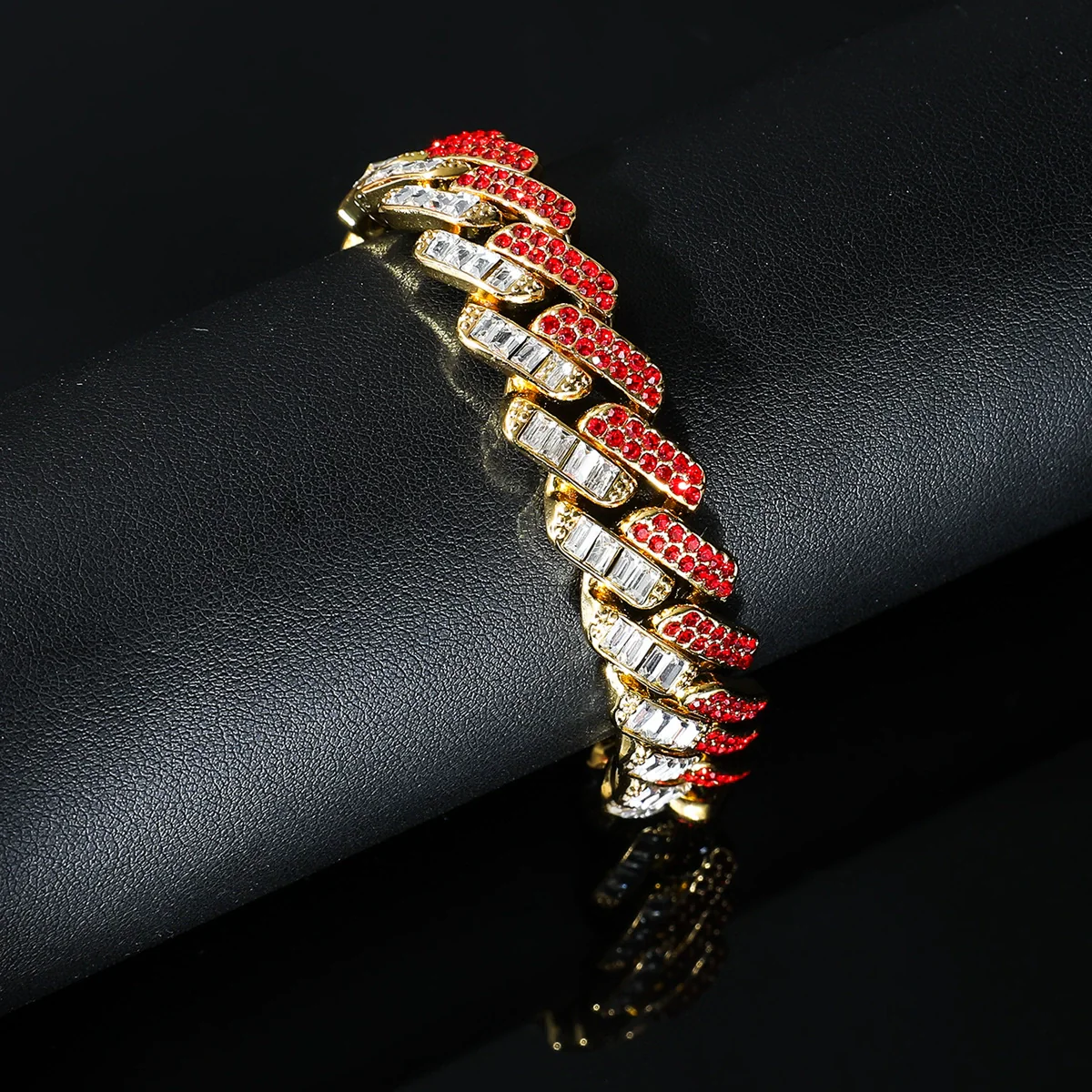 Men's Alloy Geometric Hip Hop Diamondembedded Bracelet - Image 3