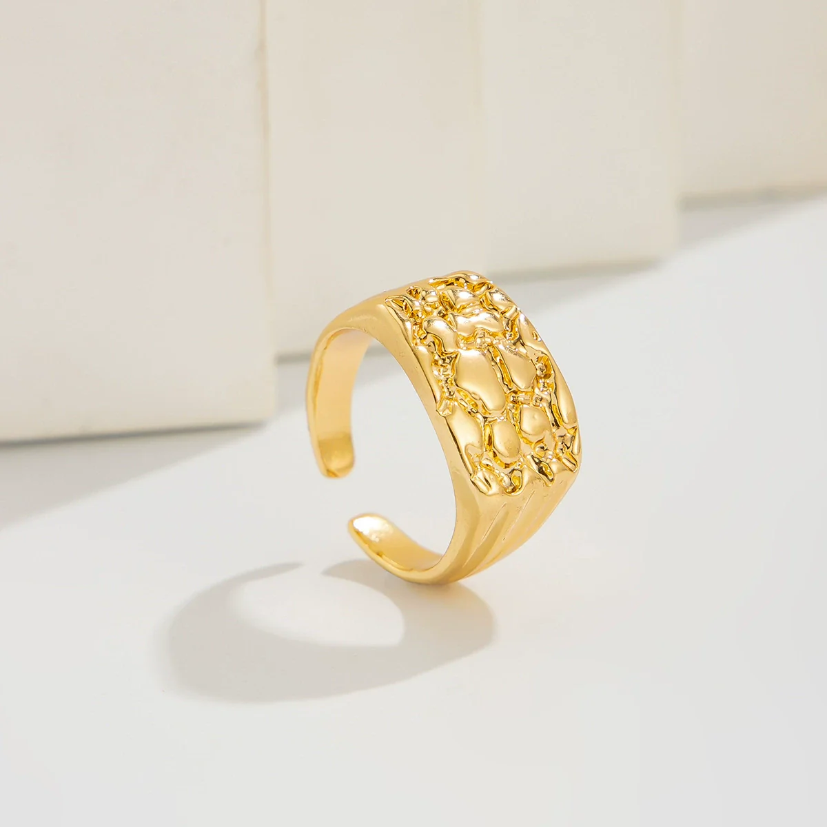 Men's Alloy Geometric Minimalist Hiphop Fashion Ring With Electroplating Design - Image 6